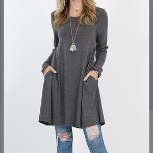 😍Gray Crew Double Pocket Tunic